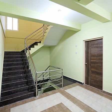 Oyo 11343 Hotel Sai International Μπουμπάνεσβαρ Εξωτερικό φωτογραφία