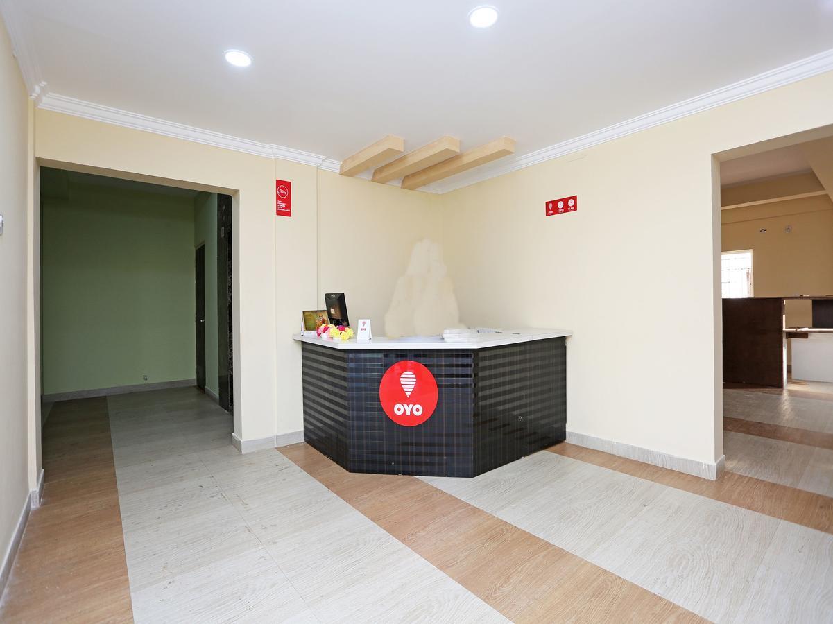 Oyo 11343 Hotel Sai International Μπουμπάνεσβαρ Εξωτερικό φωτογραφία