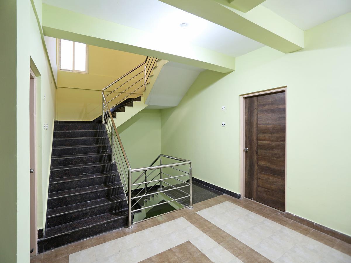 Oyo 11343 Hotel Sai International Μπουμπάνεσβαρ Εξωτερικό φωτογραφία