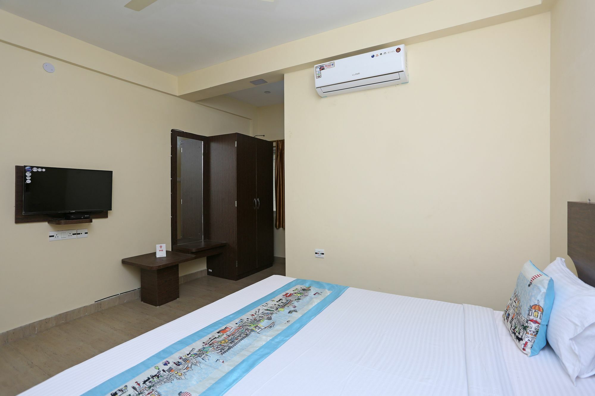 Oyo 11343 Hotel Sai International Μπουμπάνεσβαρ Εξωτερικό φωτογραφία