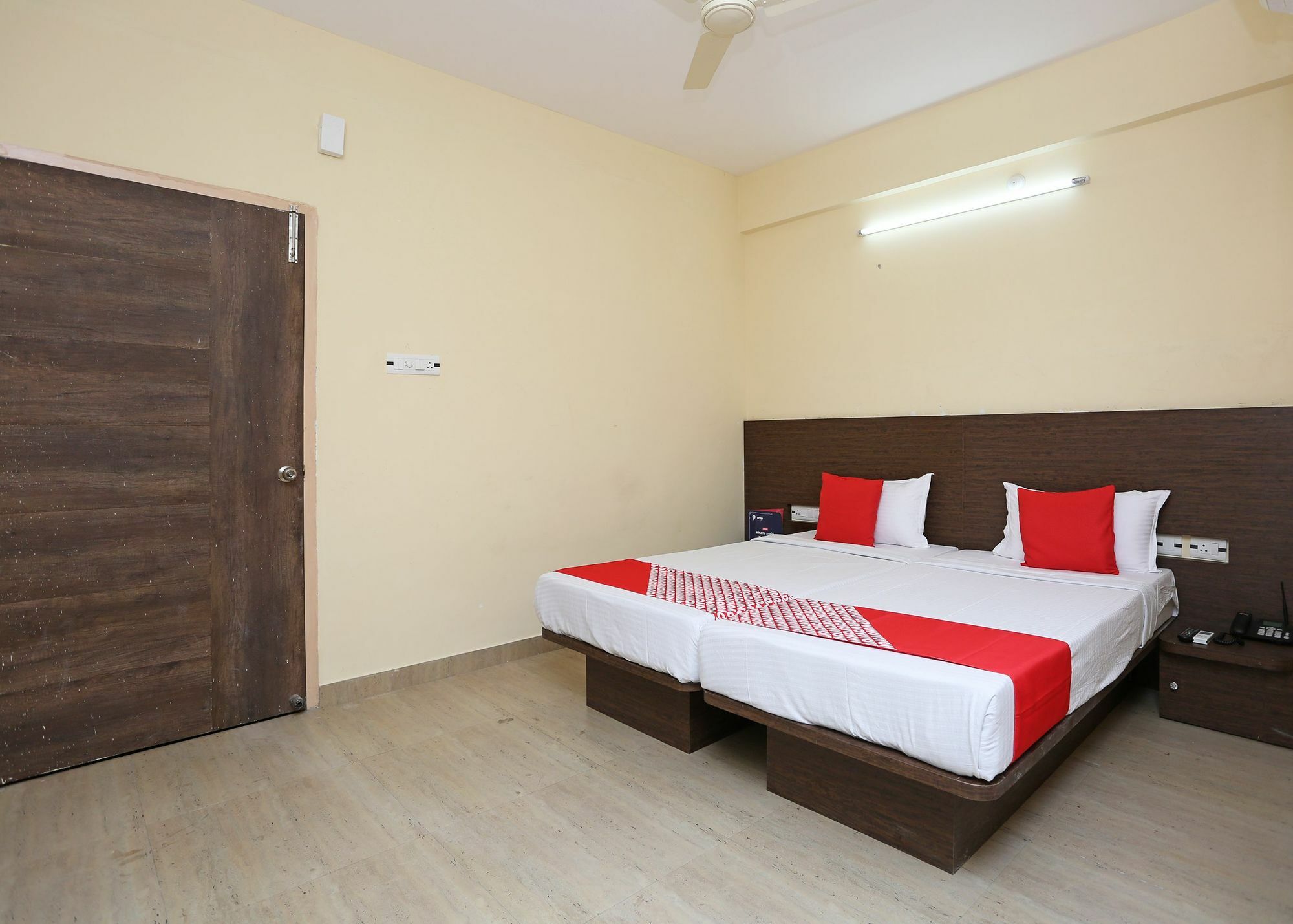 Oyo 11343 Hotel Sai International Μπουμπάνεσβαρ Εξωτερικό φωτογραφία